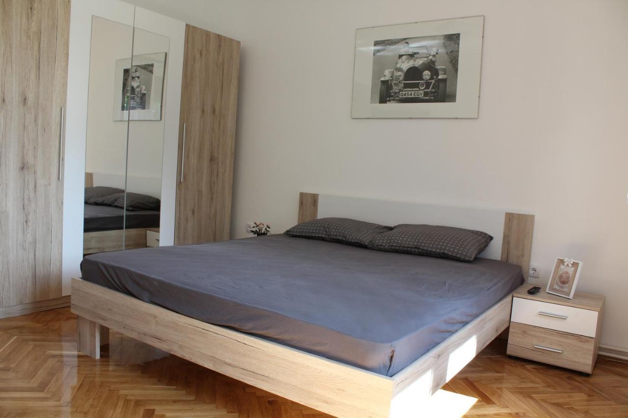 M Apartment Vrsac Exterior photo