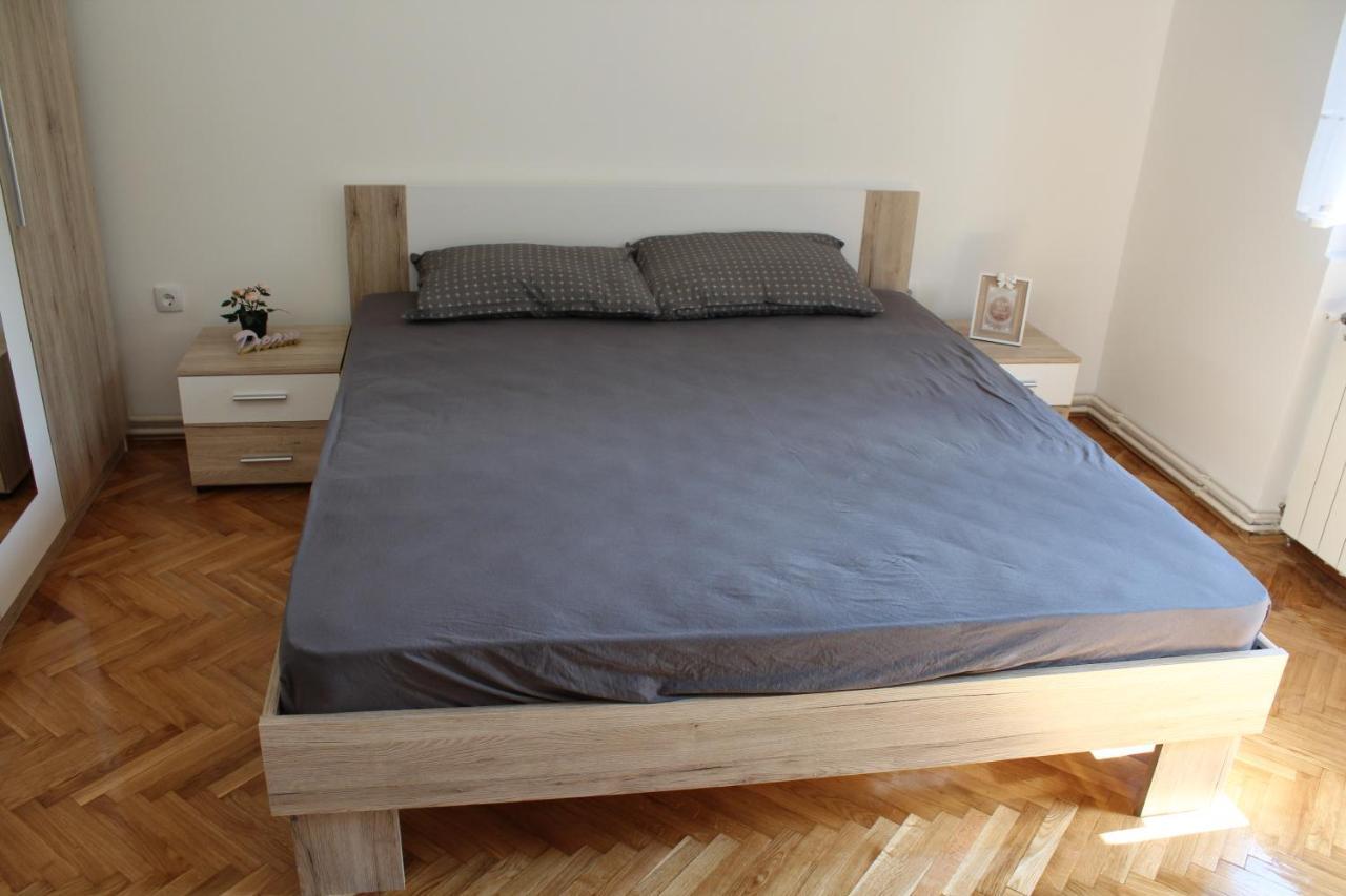 M Apartment Vrsac Exterior photo